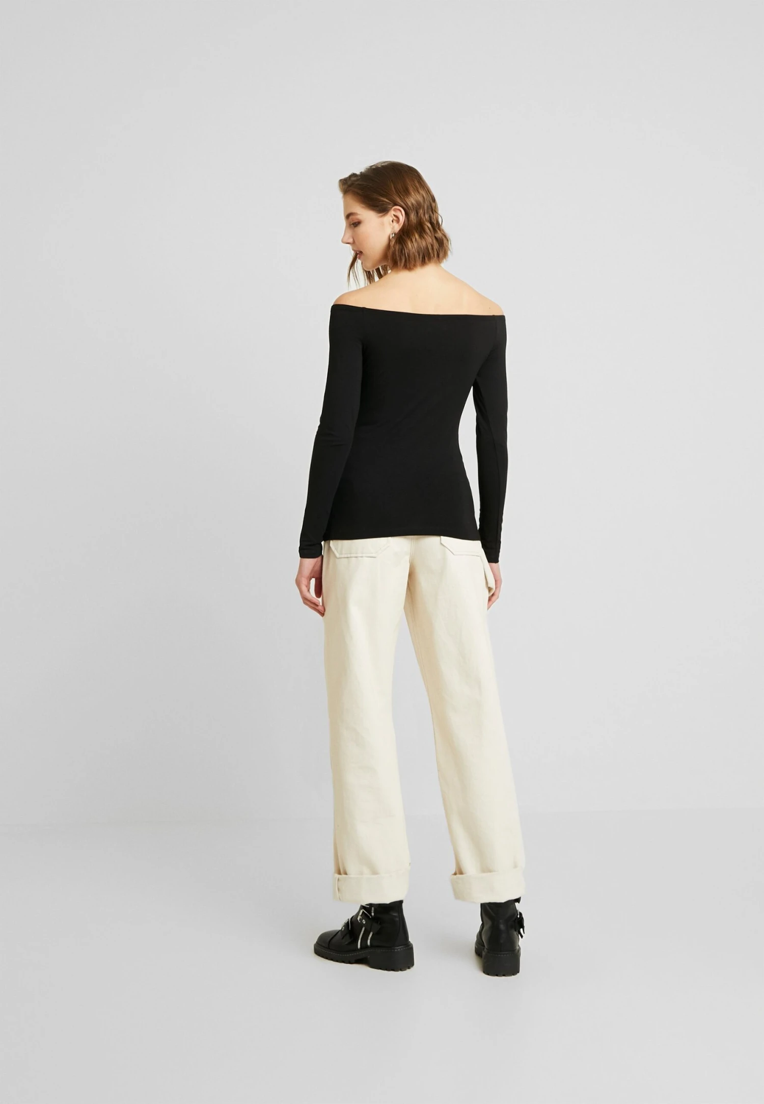 BasicMaglietta A Manica LungaBlack Donna T-shirt e top EV421D19Y-Q11 Even&Odd BasicMaglietta A Manica LungaBlack Donna T-shirt E Top EV421D19Y-Q11 -Even&Odd 0df3145a27344b5e9f50b04277e3e595 scaled