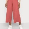 Even&Odd PantaloniRed Donna Pantaloni EV421A0BB-G11 1 Even&Odd PantaloniRed Donna Pantaloni EV421A0BB-G11 -Even&Odd 190c404624444473a425bf27f6e1a570