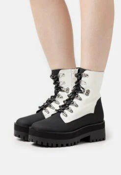 Even&Odd Stivaletti StringatiWhite Donna Stivaletti EV411N0J5-A11