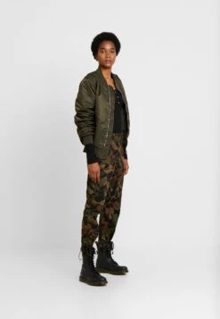 Even&Odd Maglietta A Manica LungaBlack Donna T-shirt E Top EV421D1BE-Q11 -Even&Odd 326e6e6eb22644a7a1ec81c208cf41ae