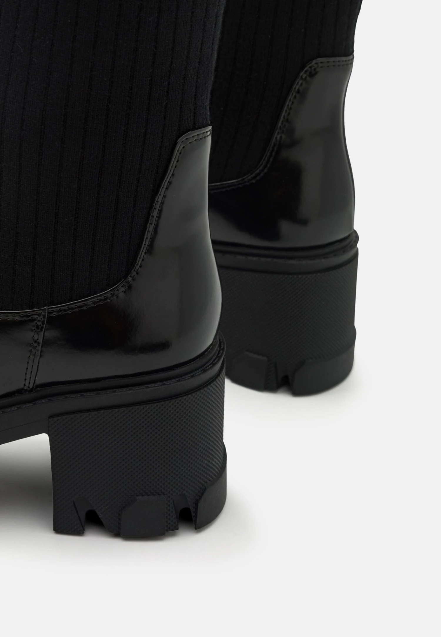 Stivali Con PlateauBlack Donna Stivali EV411A0XA-Q11 Even&Odd Stivali Con PlateauBlack Donna Stivali EV411A0XA-Q11 -Even&Odd 34bc61e55fd246b7a2adfc0afde601e2 scaled