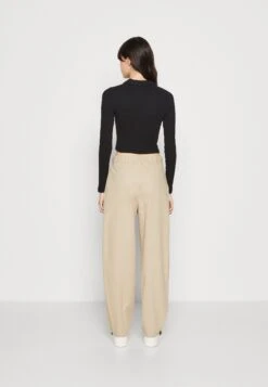 Even&Odd Maglietta A Manica LungaBlack Donna T-shirt E Top EV421D24Z-Q11 4 Even&Odd Maglietta A Manica LungaBlack Donna T-shirt E Top EV421D24Z-Q11 -Even&Odd 399bab5330094bceb5c8c8ec62c45195