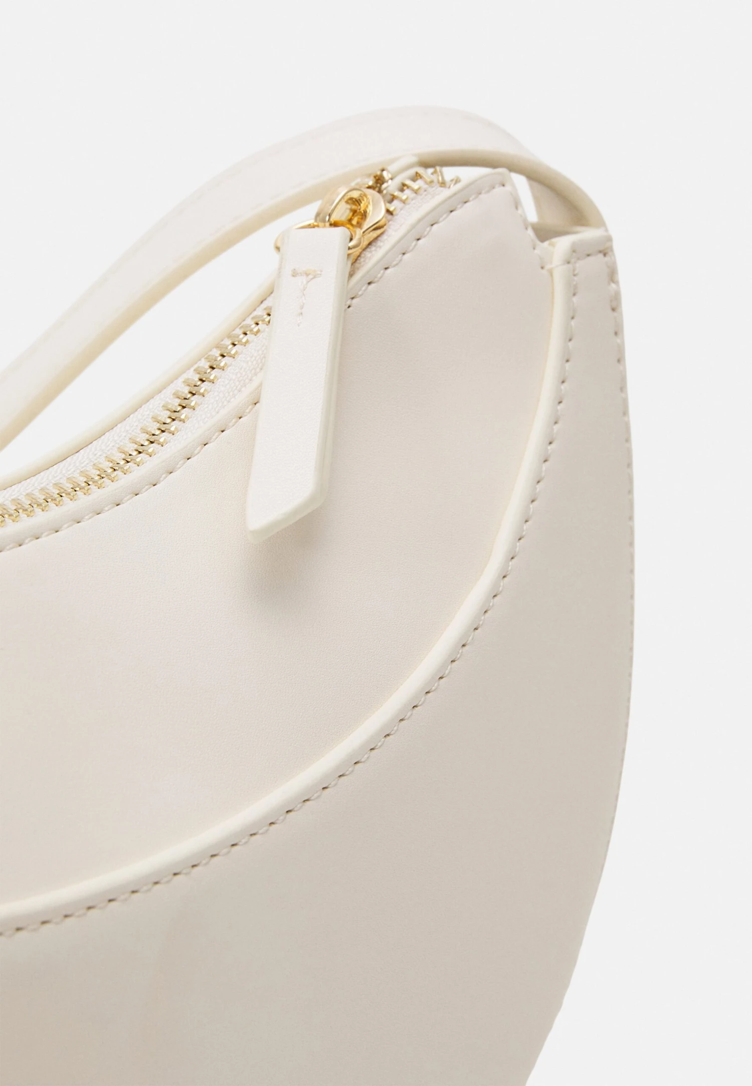 Borsa A Tracolla Offwhite Donna Borse EV451H146-A11 Even&Odd Borsa A Tracolla Offwhite Donna Borse EV451H146-A11 -Even&Odd 3b5526e02f084a8d8c2d66cd35ad480e scaled