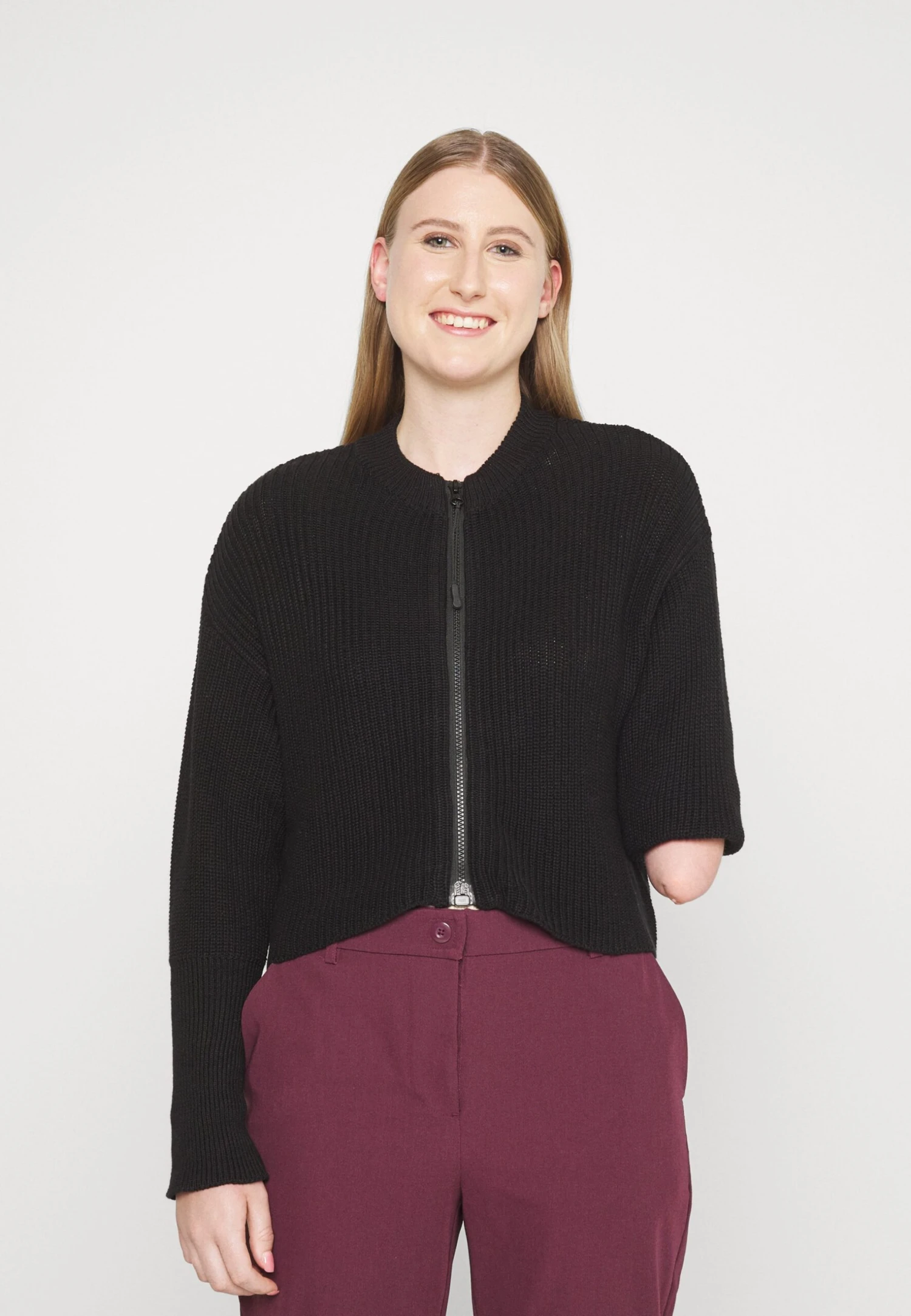 MaglioneBlack Donna Maglieria EV421I0G1-Q11 Even&Odd MaglioneBlack Donna Maglieria EV421I0G1-Q11 -Even&Odd 3ed48d587e944b17aead33c245221ce0 scaled