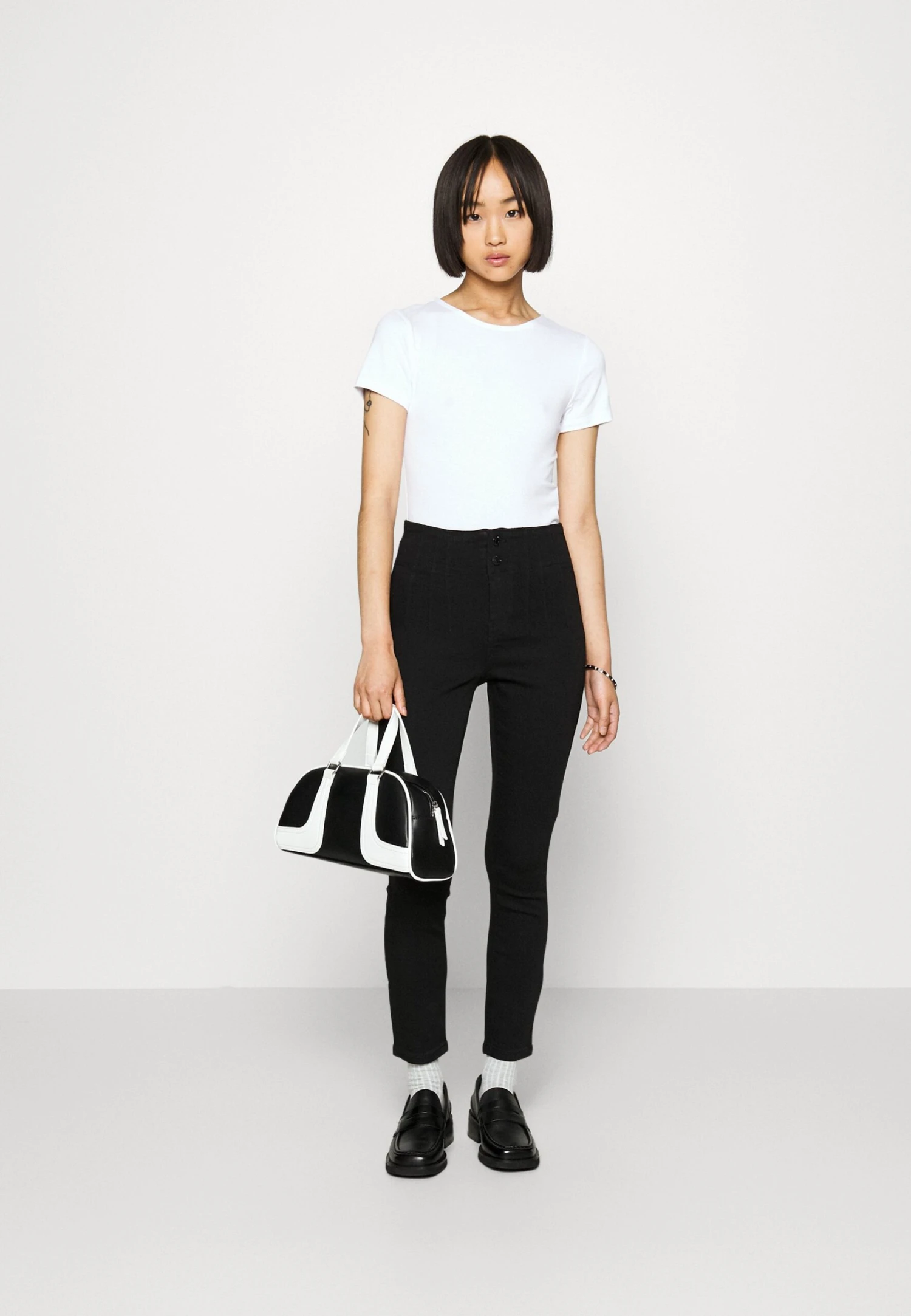 2 PackT-Shirt BasicBlack/White Donna T-shirt e top EVF21D053-Q11 2 PackT-Shirt BasicBlack/White Donna T-shirt E Top EVF21D053-Q11 -Even&Odd 3ee318c4382343d28d59549872be245e scaled