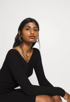 V Ausschnitt Ripp Mini Bodycon StrickkleidTubinoBlack Donna Vestiti EVF21C01P-Q11 5 V Ausschnitt Ripp Mini Bodycon StrickkleidTubinoBlack Donna Vestiti EVF21C01P-Q11 -Even&Odd 3f0fe4f0aa9e433aab0a47afa0ba305d