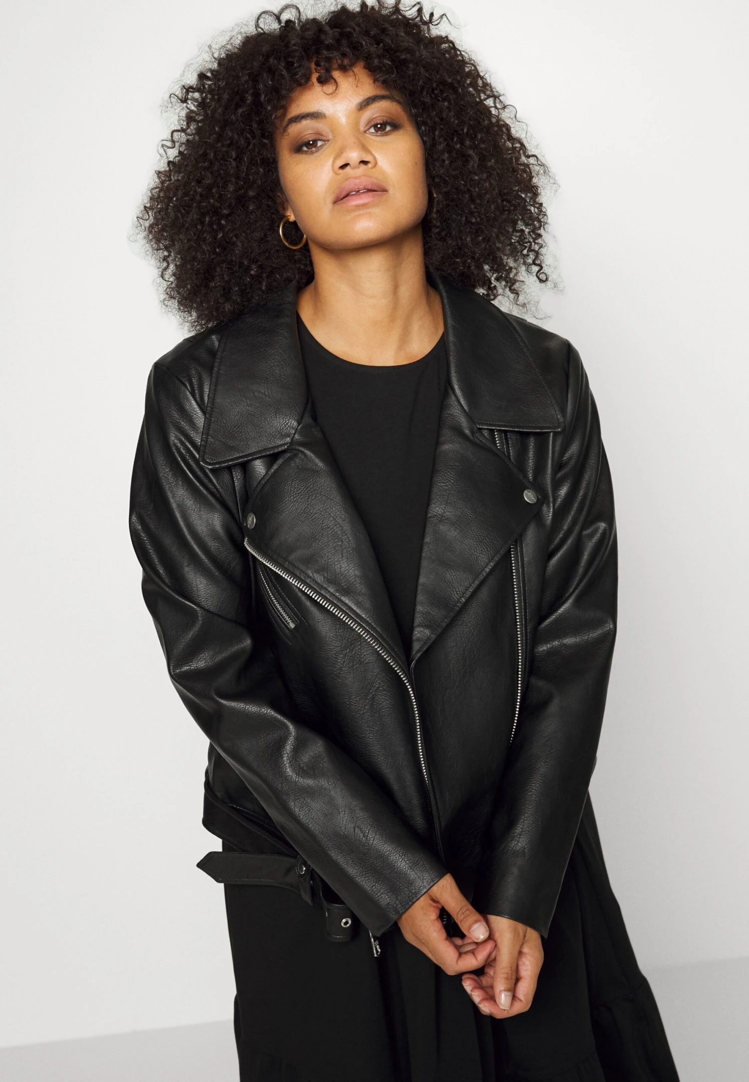 Vestito Di MaglinaBlack Donna Vestiti EVB21C035-Q11 Vestito Di MaglinaBlack Donna Vestiti EVB21C035-Q11 -Even&Odd 40e4bc9ae6114af6a57aa179c01033c7 scaled