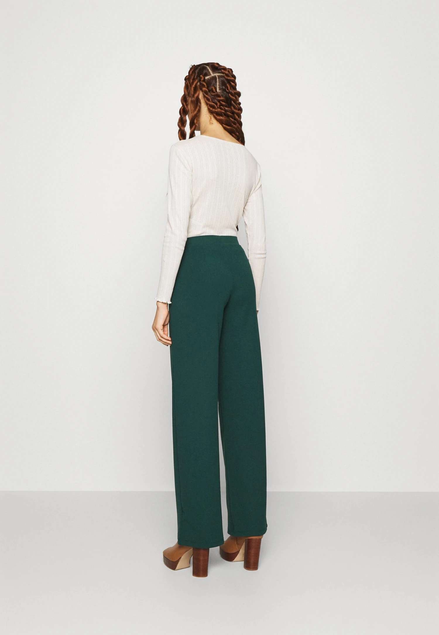 PantaloniDark Green Donna Pantaloni EVI21A021-M11 PantaloniDark Green Donna Pantaloni EVI21A021-M11 -Even&Odd 4d6ccc91b5c445fc9a82c8a68f5ff629 scaled