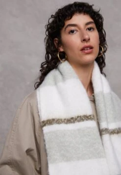 Even&Odd Sciarpa - Green/White 5 Even&Odd Sciarpa - Green/White -Even&Odd 54b1729ff4bc475fb28c426347b14781