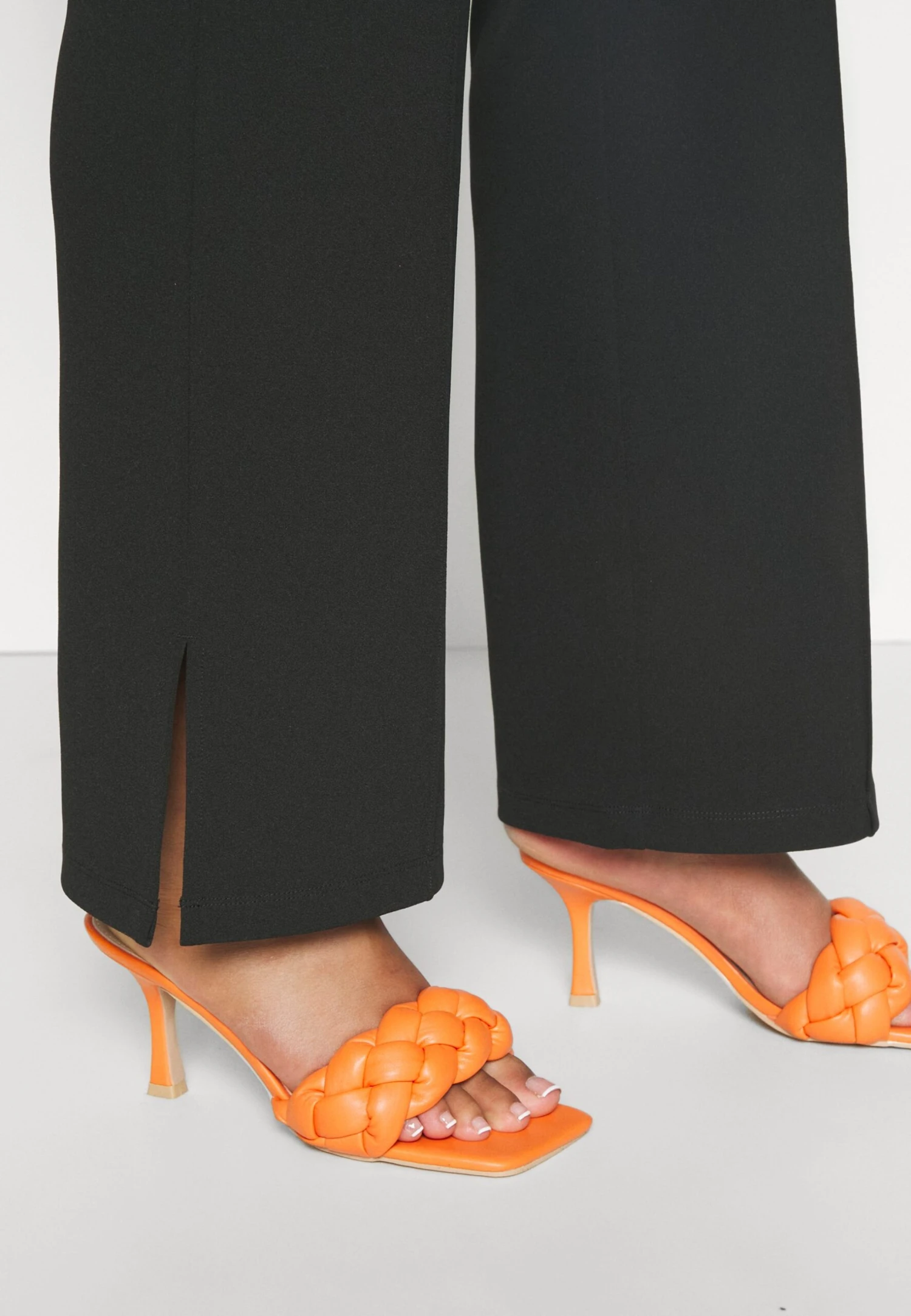 PantaloniBlack Donna Pantaloni EVB21A01U-Q11 PantaloniBlack Donna Pantaloni EVB21A01U-Q11 -Even&Odd 574d76ab8dfd4be18911e03330d36782 scaled