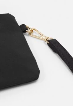 Even&Odd PortafoglioBlack Donna Portafogli E Portachiavi EV451F04J-Q11 5 Even&Odd PortafoglioBlack Donna Portafogli E Portachiavi EV451F04J-Q11 -Even&Odd 5b43880c236440fe9d87fd6582c0e658