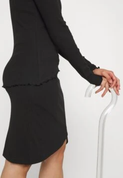 Even&Odd Maglietta A Manica LungaBlack Donna T-shirt E Top EV421D1YC-Q11 8 Even&Odd Maglietta A Manica LungaBlack Donna T-shirt E Top EV421D1YC-Q11 -Even&Odd 5c3dbe8c4a18495a934091bb52199a34