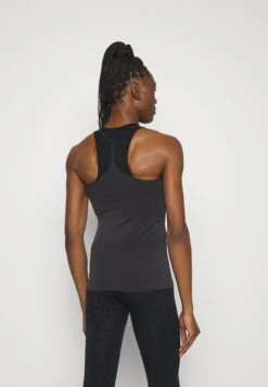 TopBlack Donna T-shirt E Top EV941D05S-Q11 -Even&Odd 6130b3848a0b46ea8d1393f2e40fcafe