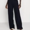 Wide Leg TrousersPantaloniDark Blue Donna Pantaloni EVI21A01H-K11 -Even&Odd 682a0193b36549ad96b36da9f66de38c