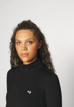 Maglietta A Manica LungaBlack Donna T-shirt E Top EV941D04M-Q11 -Even&Odd 75c5d2b250804a9c99e62b83e25c3ba3