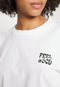 Even&Odd Clare Feel Good Chest Artwork T-Shirt Con StampaWhite Donna T-shirt E Top EV421D258-A11 -Even&Odd 776ed0e7e8de4b1ba859a48e031bf46e