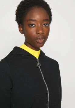 Even&Odd Felpa Con ZipBlack Donna Felpe EV421J08I-Q11 5 Even&Odd Felpa Con ZipBlack Donna Felpe EV421J08I-Q11 -Even&Odd 7bbda7e26c574ebdab9650a38dd1604e