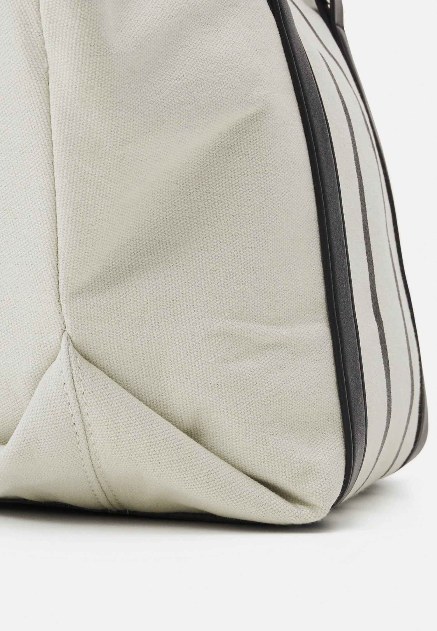 Borsa A ManoWhite/Black Donna Borse EV451H15L-A11 Even&Odd Borsa A ManoWhite/Black Donna Borse EV451H15L-A11 -Even&Odd 80bbf638b6494409a59dce2d231a2ead scaled