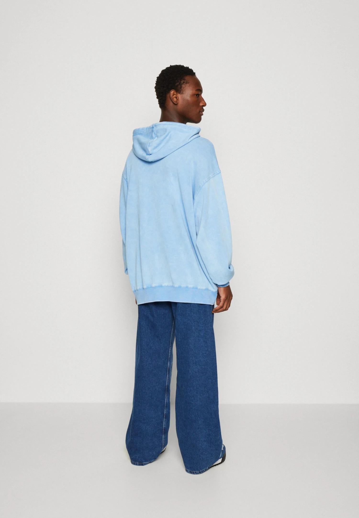 UnisexFelpaBlue/Moon Washed Donna Felpe EV421000K-K11 Even&Odd UnisexFelpaBlue/Moon Washed Donna Felpe EV421000K-K11 -Even&Odd 81c39003c1424c8ea98adbaa4c03e236 scaled