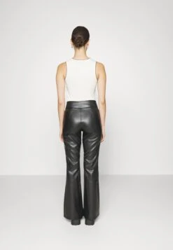 PantaloniBlack Donna Pantaloni EVF21A028-Q11 4 PantaloniBlack Donna Pantaloni EVF21A028-Q11 -Even&Odd 84a6c94c901f41098d79aeeff2f3901b