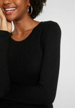 Maglietta A Manica LungaBlack Donna T-shirt E Top EVI21D003-Q11 7 Maglietta A Manica LungaBlack Donna T-shirt E Top EVI21D003-Q11 -Even&Odd 8fa1be05beac46a88e011e460e057034