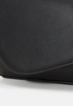 Even&Odd Borsa A ManoBlack Donna Borse EV451H13P-Q11 6 Even&Odd Borsa A ManoBlack Donna Borse EV451H13P-Q11 -Even&Odd 965e03924f6d45129c3f879eb960aa68