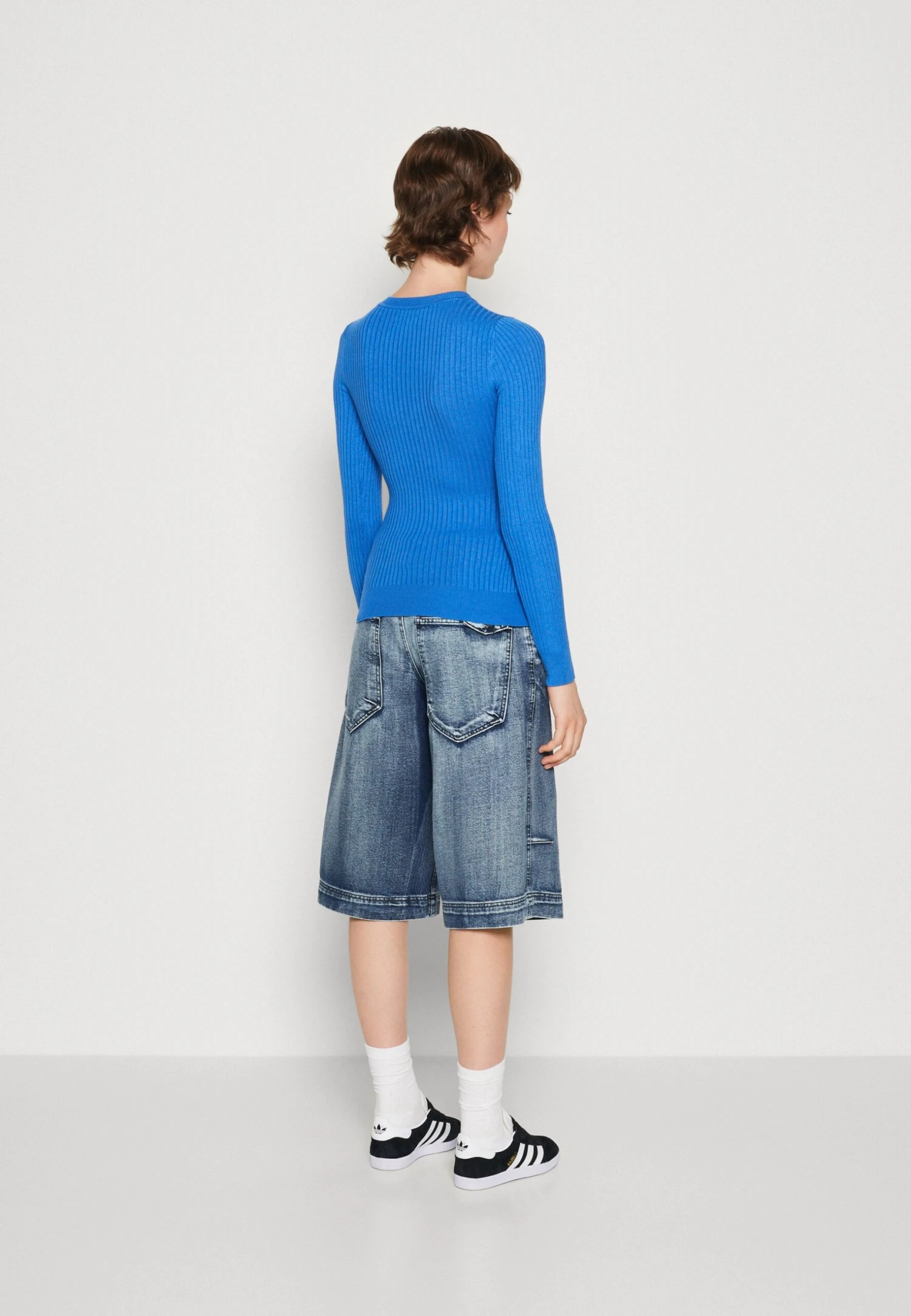 MaglioneBlue Donna Maglieria EV421I0AQ-K14 Even&Odd MaglioneBlue Donna Maglieria EV421I0AQ-K14 -Even&Odd 97b911ee4c3d4a6c9455a5d7a02f2502 scaled