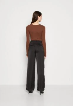 Even&Odd 2 PackMaglietta A Manica LungaBrown/Mottled Light Grey Donna T-shirt E Top EV421D19Z-O11 4 Even&Odd 2 PackMaglietta A Manica LungaBrown/Mottled Light Grey Donna T-shirt E Top EV421D19Z-O11 -Even&Odd 9c93b49144694b8c9cd3cfe0f06c54eb