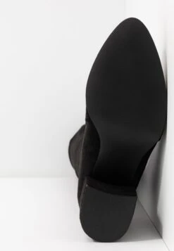 Even&Odd Stivali Sopra Il GinocchioBlack Donna Stivali EV411A0I1-Q11 8 Even&Odd Stivali Sopra Il GinocchioBlack Donna Stivali EV411A0I1-Q11 -Even&Odd bb9d9992a2994f2a94a081841a86127c