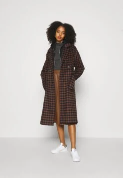 Even&Odd Felpa Con ZipBlack Donna Felpe EV421J08R-Q11 -Even&Odd bbf97f426c5048b0a2333fb9fee463c0