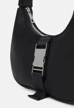 Even&Odd Borsa A ManoBlack Donna Borse EV451H14K-Q11 5 Even&Odd Borsa A ManoBlack Donna Borse EV451H14K-Q11 -Even&Odd bc8ea1fff9c040dbb0ef6b771f4da80f