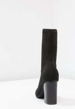 Even&Odd Stivaletti Con TaccoBlack Donna Stivaletti EV411N03E-Q12 -Even&Odd bf76de04684e489594bf2683e94a90af