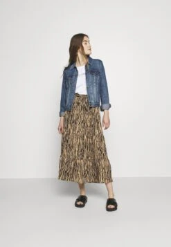 Even&Odd Mandala Enjoy The Little Things TeeT-Shirt Con StampaWhite Donna T-shirt E Top EV421D1I4-A11 3 Even&Odd Mandala Enjoy The Little Things TeeT-Shirt Con StampaWhite Donna T-shirt E Top EV421D1I4-A11 -Even&Odd c5b718d4d65a47deb4258c7bfaaec115