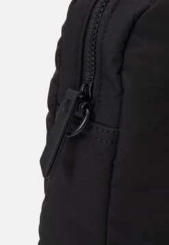 Even&Odd Borsa Porta PcBlack Donna Borse EV451H152-Q11 -Even&Odd d268f0e358564052986cdbdee85e9a42