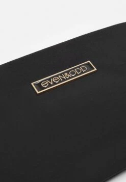 Even&Odd PortafoglioBlack Donna Portafogli E Portachiavi EV451F04J-Q11 6 Even&Odd PortafoglioBlack Donna Portafogli E Portachiavi EV451F04J-Q11 -Even&Odd dc6dd32523ae48a7a17ab4ab84fd01ba