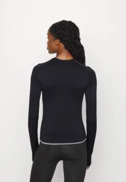 Maglietta A Manica LungaBlack Donna T-shirt E Top EV941D04N-Q11 -Even&Odd ddce051d857c41d198d506782c40359b