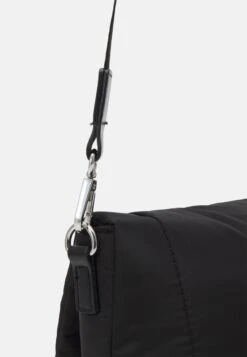 Even&Odd Borsa A TracollaBlack Donna Borse EV451H15F-Q11 -Even&Odd df7059627ff046d7ae1bd94141e4847d