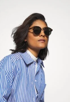 Even&Odd Occhiali Da SoleBrown Donna Occhiali Da Sole EV451K024-O11 -Even&Odd f41e169a4c114d52ae92d866a2fdfdf0