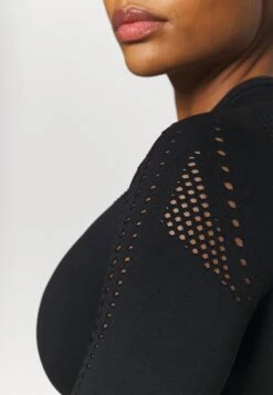 Maglietta A Manica LungaBlack Donna T-shirt E Top EV941D03U-Q11 6 Maglietta A Manica LungaBlack Donna T-shirt E Top EV941D03U-Q11 -Even&Odd f716492e57684d5fa3221c82923c9470